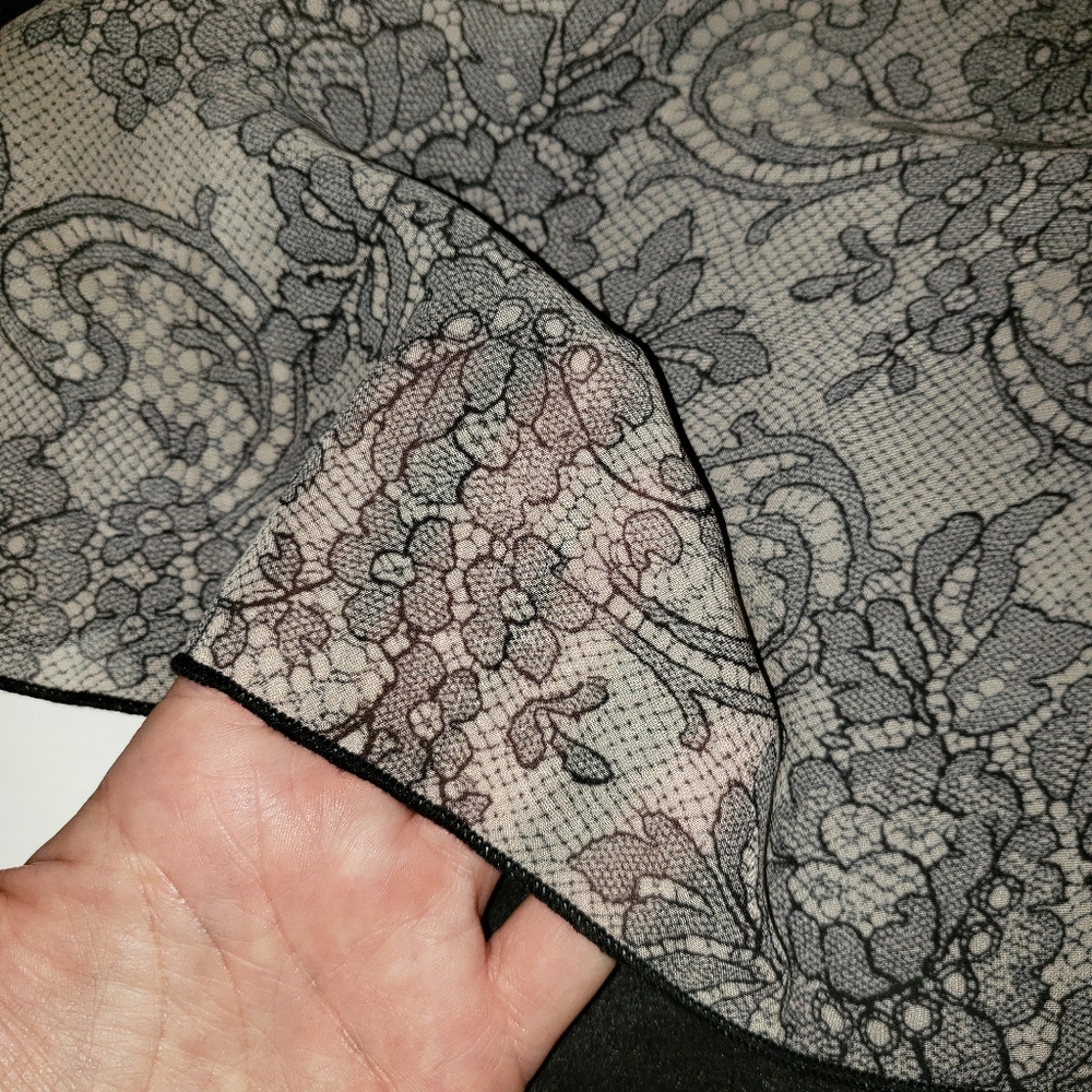 Patterned Two-Toned Blouse, Size Large - image 3